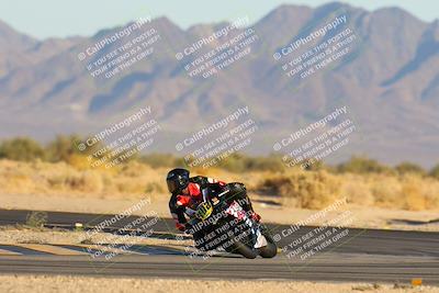 media/Jan-11-2025-CVMA (Sat) [[ddeb3f563a]]/Race 13-Amateur Supersport Open/